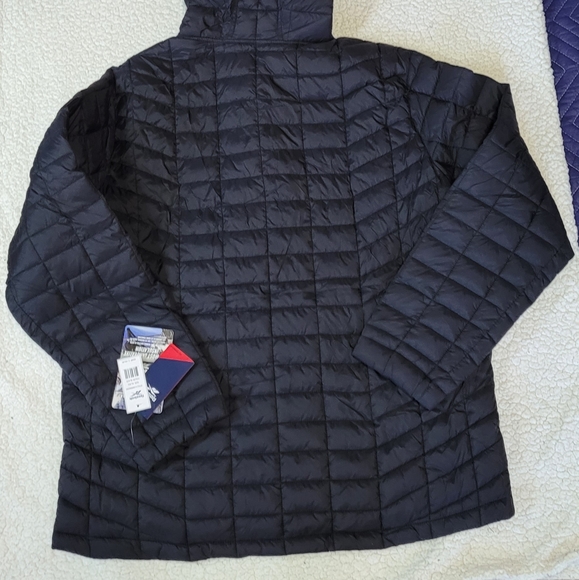 Reebook Mens Puffer Jacket Lightweight Glacier Shield Jacket Size XL - Picture 10 of 10